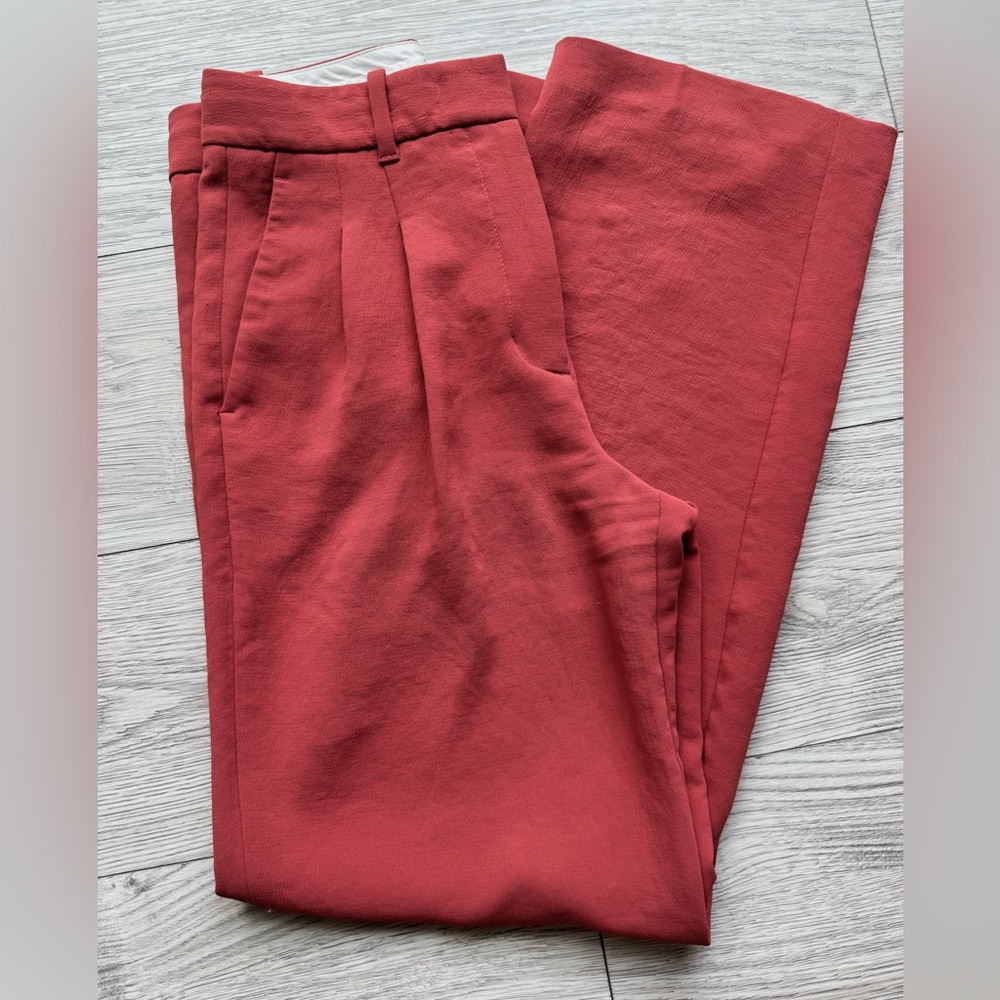 Wilfred Aritzia Effortless Tailored Wide Leg Pants Warm Sienna Red size 4